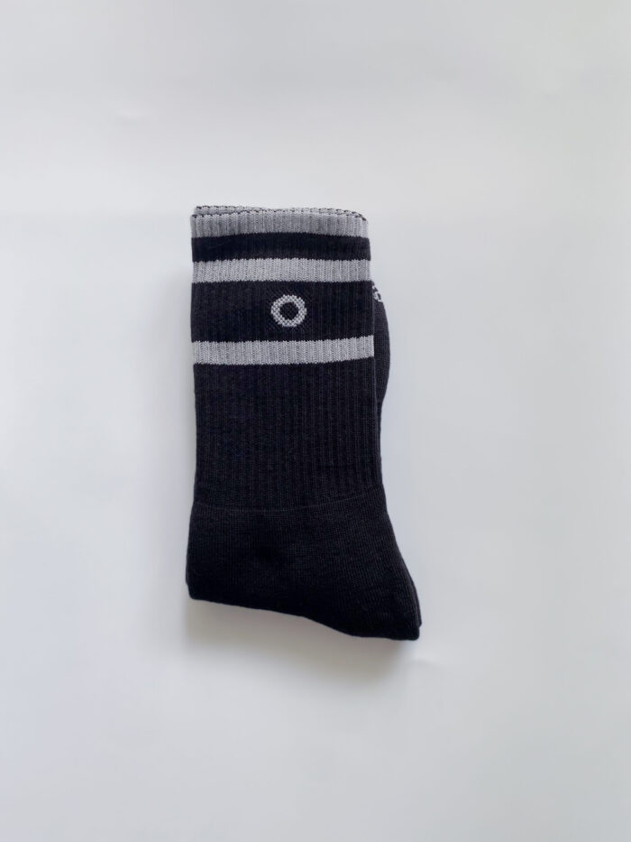 ORATIA Unisex Silver Socks 2